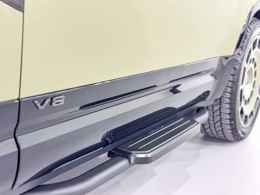Land Rover Defender 90 EXCLUSIVE 06/2023-photo-13