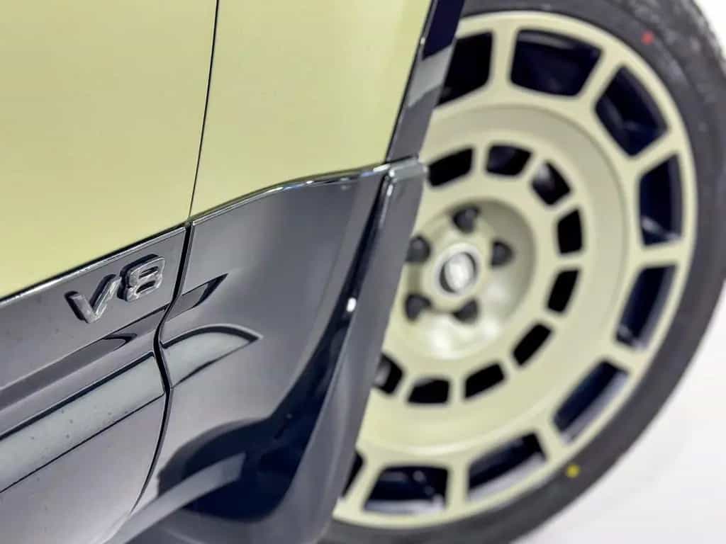 Land Rover Defender 90 EXCLUSIVE 06/2023-photo-16