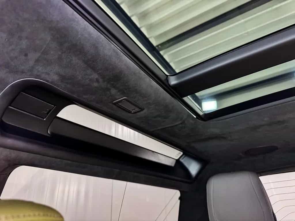 Land Rover Defender 90 EXCLUSIVE 06/2023-photo-22