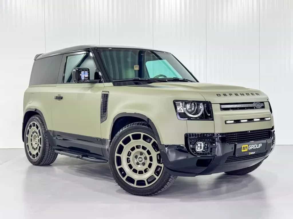 Land Rover Defender 90 EXCLUSIVE 06/2023-photo-5