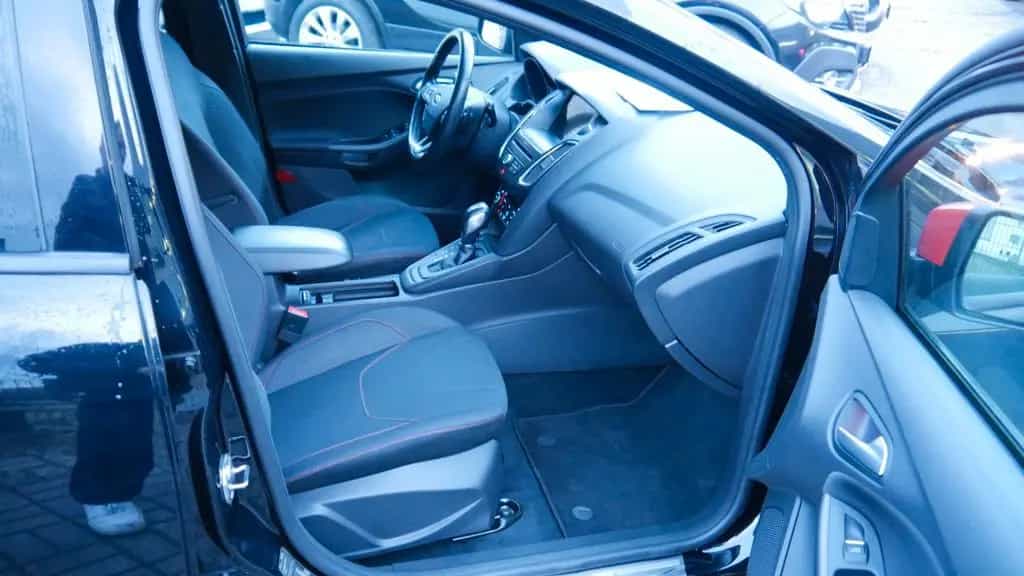 Ford Focus ST-Line 11/2017-photo-17
