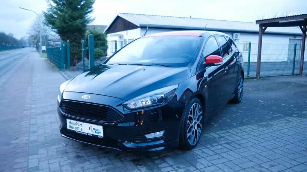 Ford Focus ST-Line 11/2017-photo-2