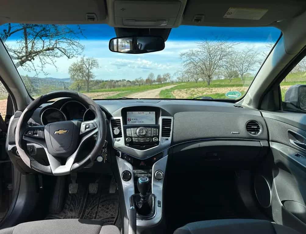 Chevrolet Cruze 1.7L Diesel Kombi Grau Tüv 12/27 Gepflegt 07/2012-photo-10
