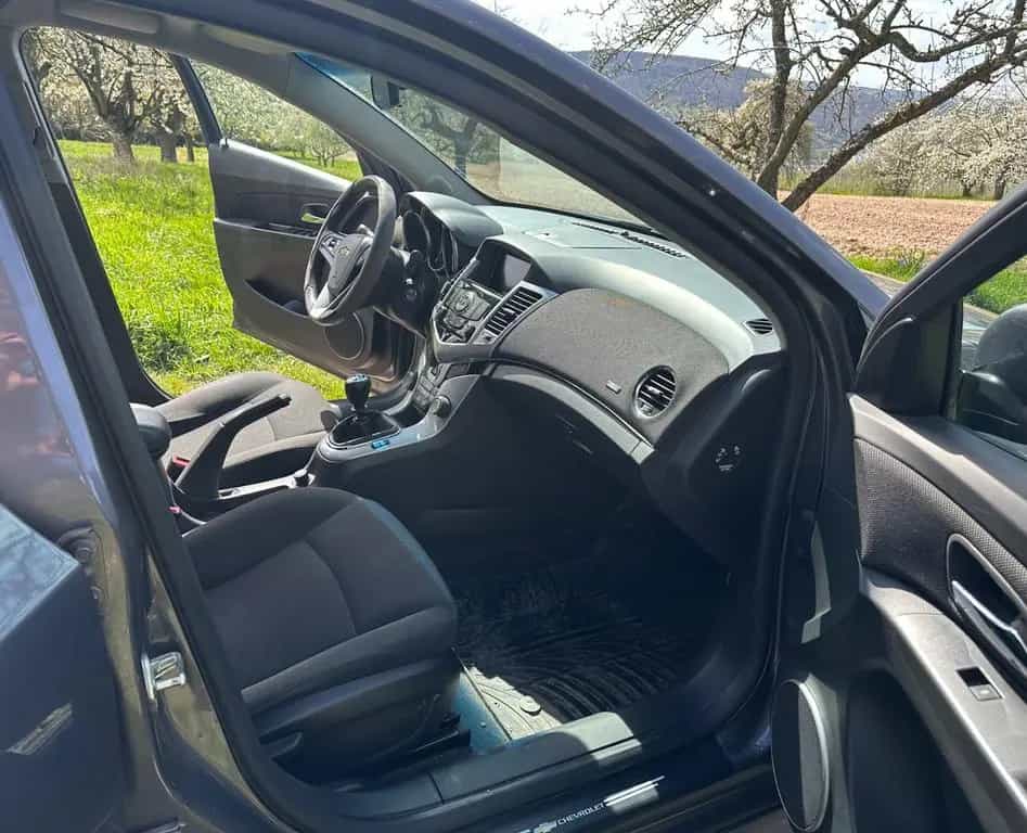 Chevrolet Cruze 1.7L Diesel Kombi Grau Tüv 12/27 Gepflegt 07/2012-photo-12