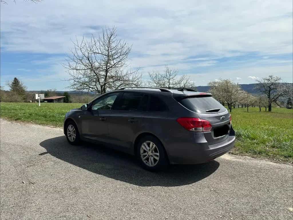 Chevrolet Cruze 1.7L Diesel Kombi Grau Tüv 12/27 Gepflegt 07/2012-photo-5