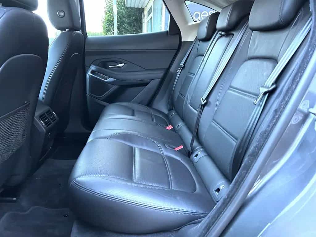 Jaguar E-Pace D180 S Aut. 4WD LED Navi Leder Kamera Eu6 07/2018-photo-17
