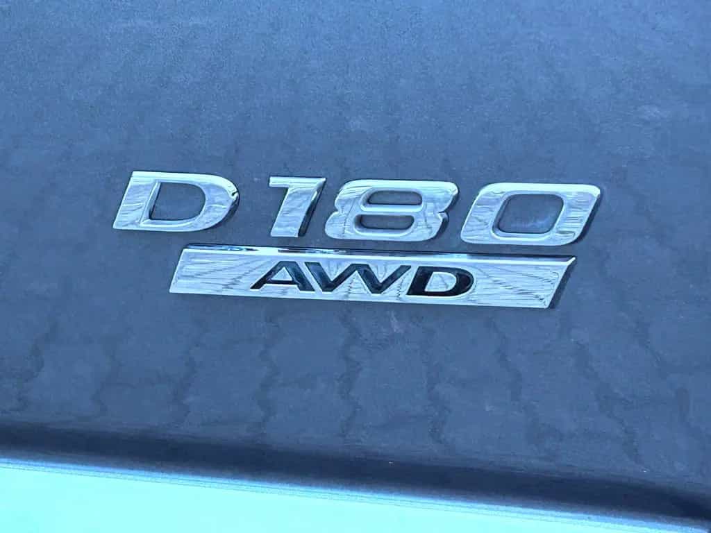 Jaguar E-Pace D180 S Aut. 4WD LED Navi Leder Kamera Eu6 07/2018-photo-4