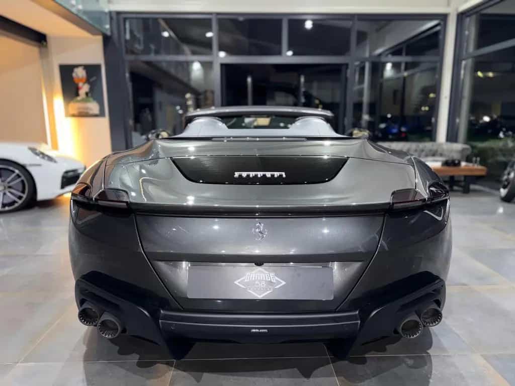 Ferrari Roma Spider/Sonderlack/Carbon/Sabbia Beige/19% 09/2025-photo-17