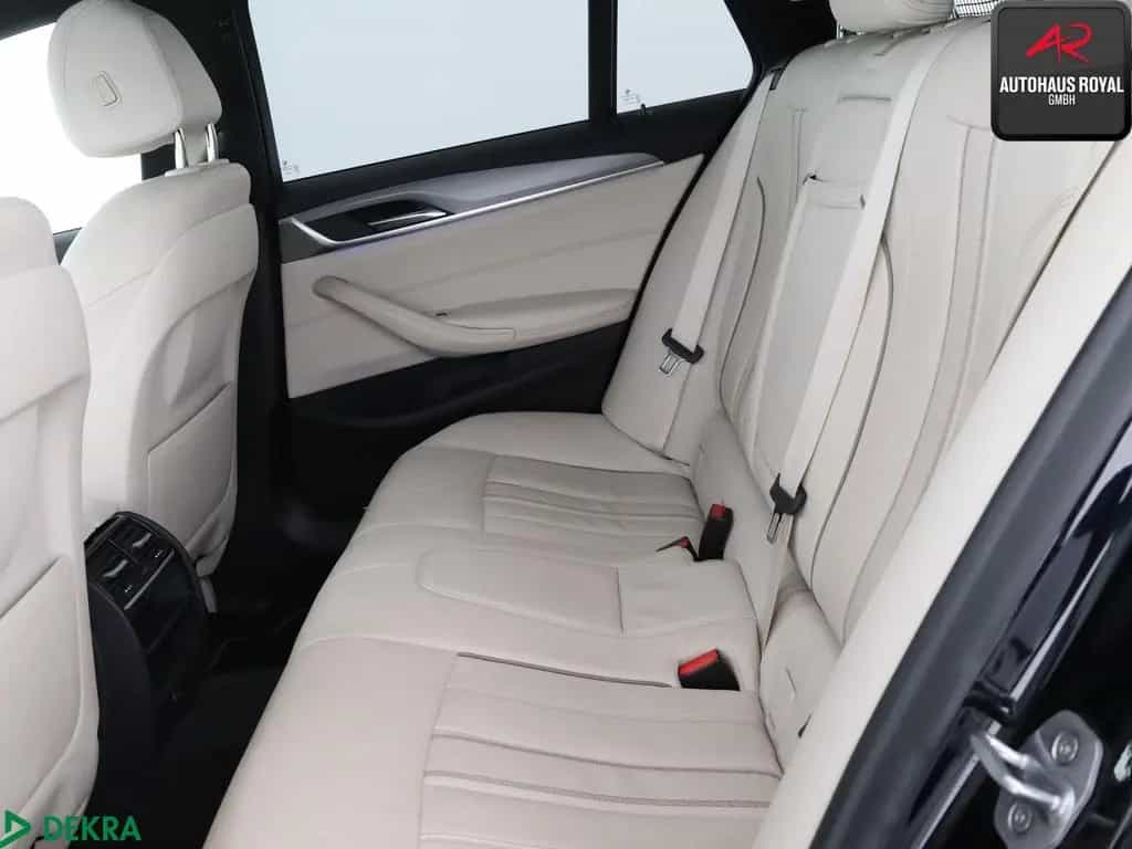 BMW 5 Series 520 i T M SPORT KEYLESS,ACC,KAMERA,MEMORY,PANO 01/2020-photo-10