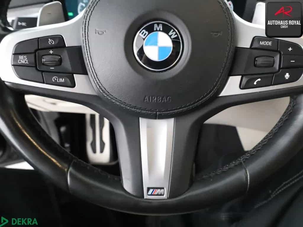 BMW 5 Series 520 i T M SPORT KEYLESS,ACC,KAMERA,MEMORY,PANO 01/2020-photo-13