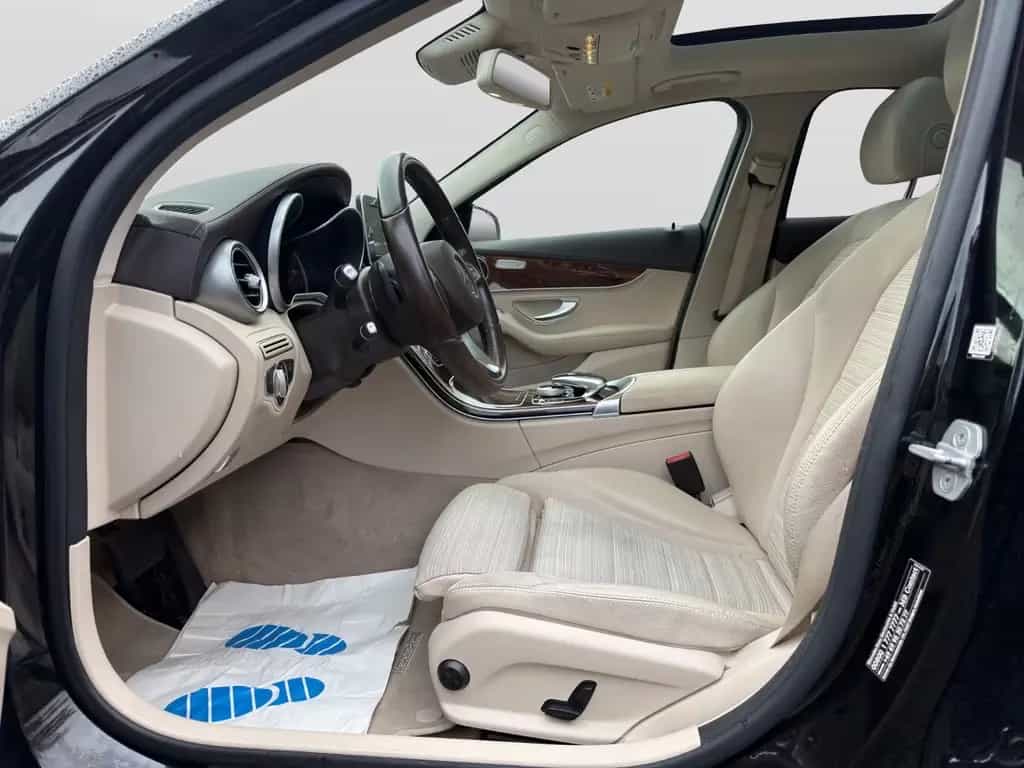 Mercedes-Benz C-Class 07/2015-photo-10