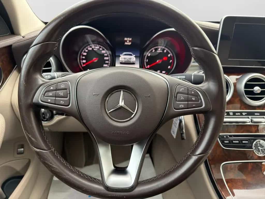 Mercedes-Benz C-Class 07/2015-photo-11
