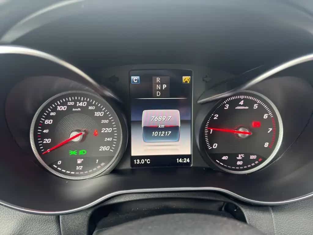 Mercedes-Benz C-Class 05/2018-photo-14