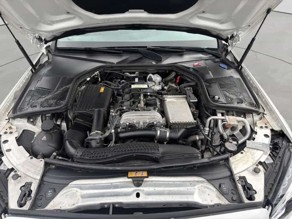 Mercedes-Benz C-Class 05/2018-photo-24