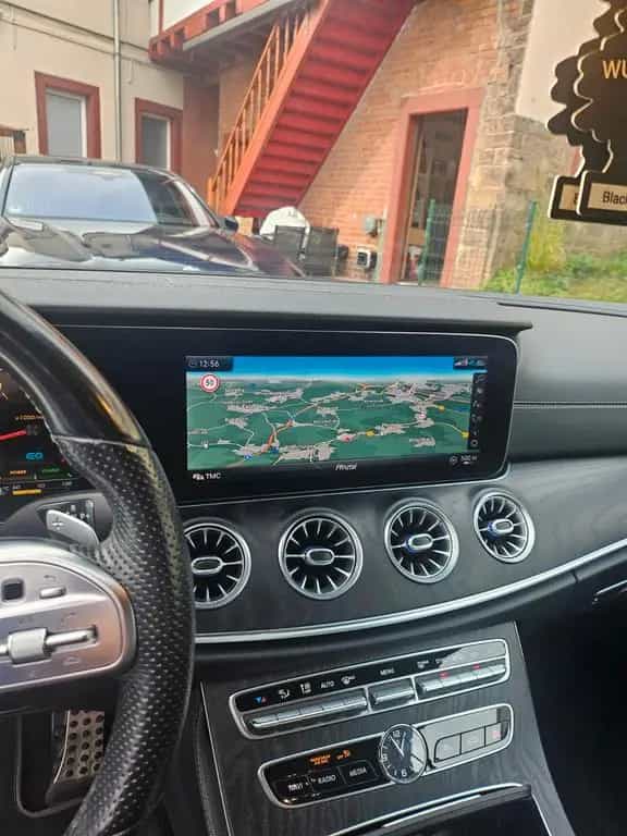 Mercedes-Benz E-Class 200 Autom. - 07/2020-photo-8