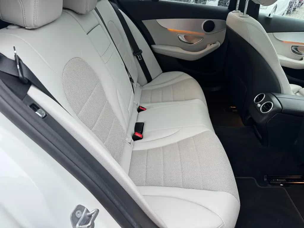 Mercedes-Benz C-Class 200 T CGI/PANO/LEDER/HUD/KAM/AMG 04/2018-photo-19