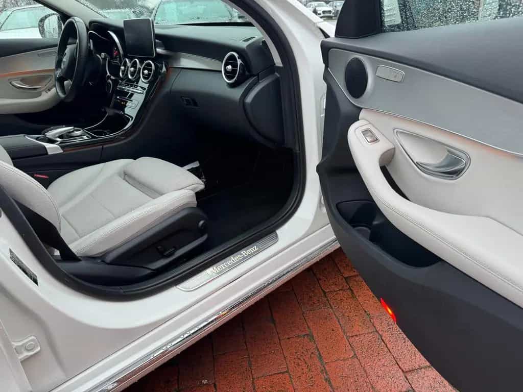 Mercedes-Benz C-Class 200 T CGI/PANO/LEDER/HUD/KAM/AMG 04/2018-photo-21