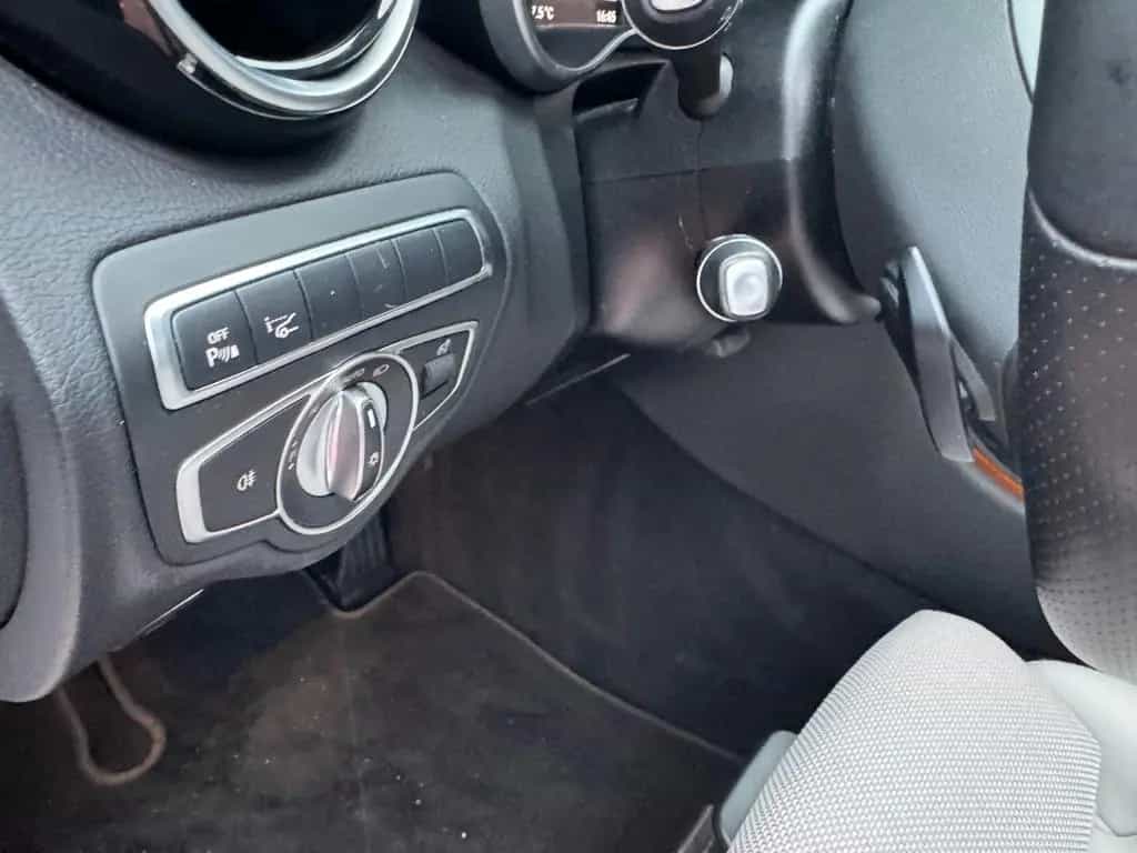 Mercedes-Benz C-Class 200 T CGI/PANO/LEDER/HUD/KAM/AMG 04/2018-photo-28