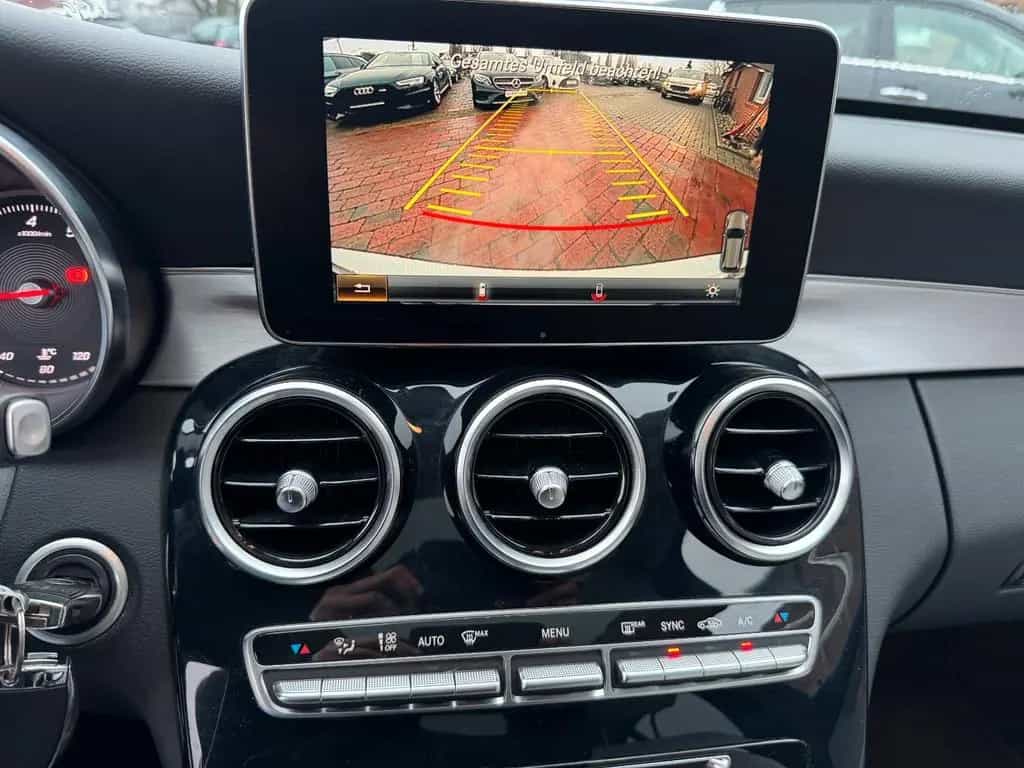 Mercedes-Benz C-Class 200 T CGI/PANO/LEDER/HUD/KAM/AMG 04/2018-photo-32