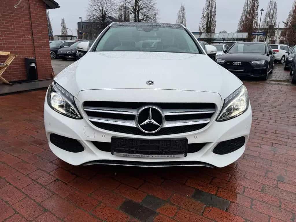 Mercedes-Benz C-Class 200 T CGI/PANO/LEDER/HUD/KAM/AMG 04/2018-photo-7