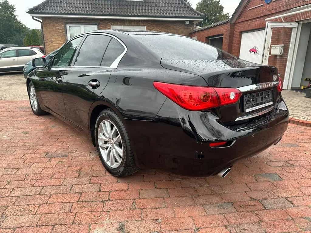 Infiniti Q50 Premium Automatik BiXen LEDER SZH TMP CAM 07/2015-photo-2