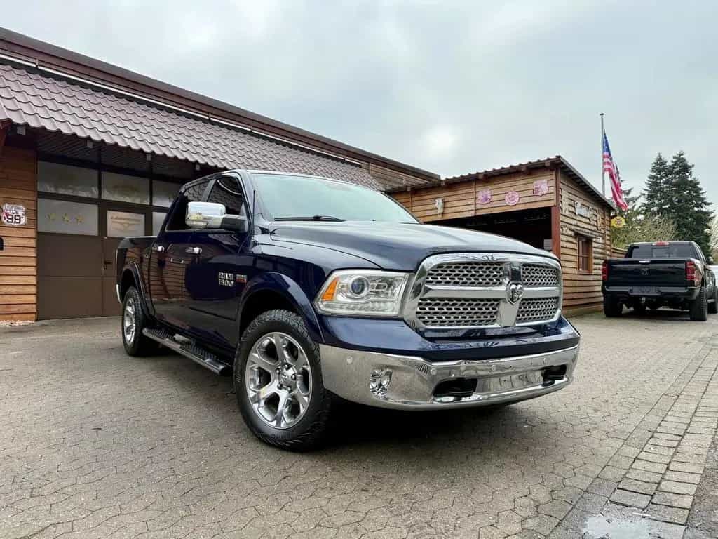 Dodge RAM CLEAN CARFAX*LARAMIE*5.7 V8*4X4*AHK*NAVI*GARANTI 12/2018-photo-13