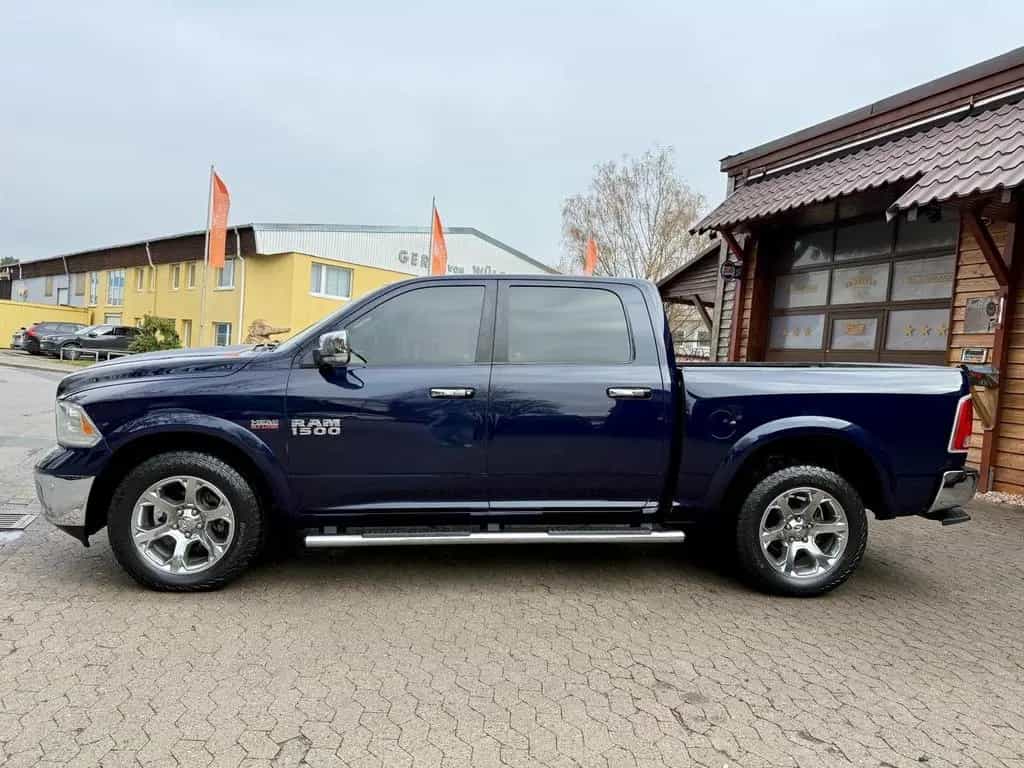 Dodge RAM CLEAN CARFAX*LARAMIE*5.7 V8*4X4*AHK*NAVI*GARANTI 12/2018-photo-25