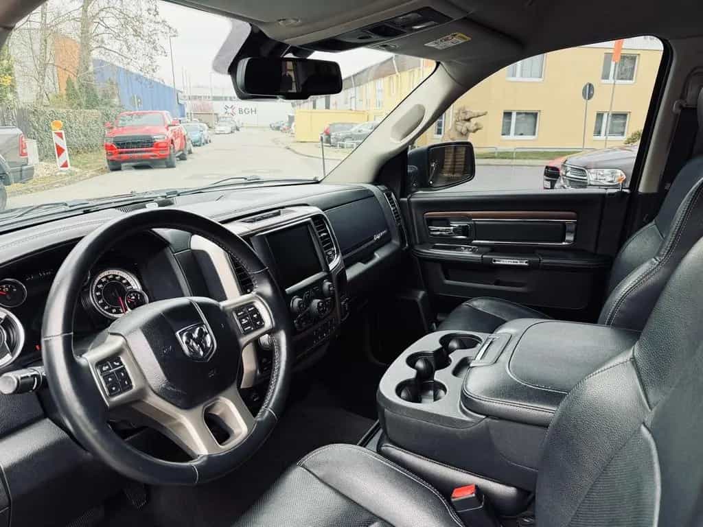 Dodge RAM CLEAN CARFAX*LARAMIE*5.7 V8*4X4*AHK*NAVI*GARANTI 12/2018-photo-27