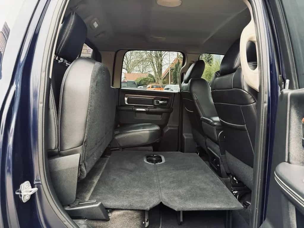 Dodge RAM CLEAN CARFAX*LARAMIE*5.7 V8*4X4*AHK*NAVI*GARANTI 12/2018-photo-36