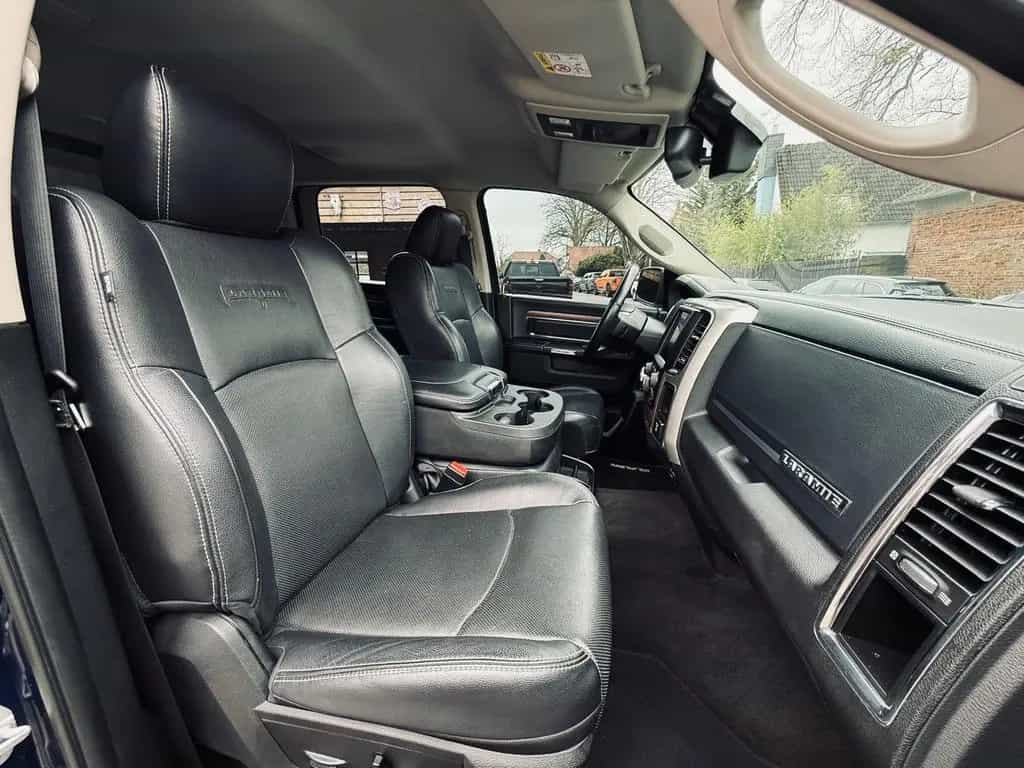 Dodge RAM CLEAN CARFAX*LARAMIE*5.7 V8*4X4*AHK*NAVI*GARANTI 12/2018-photo-40