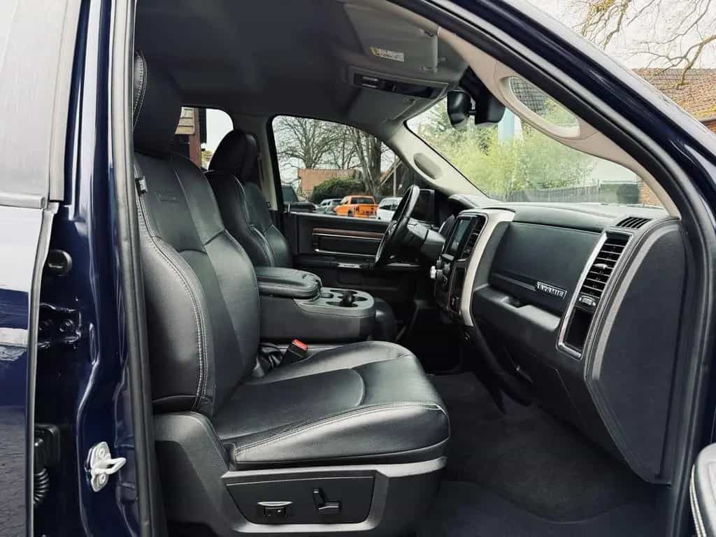 Dodge RAM CLEAN CARFAX*LARAMIE*5.7 V8*4X4*AHK*NAVI*GARANTI 12/2018-photo-44
