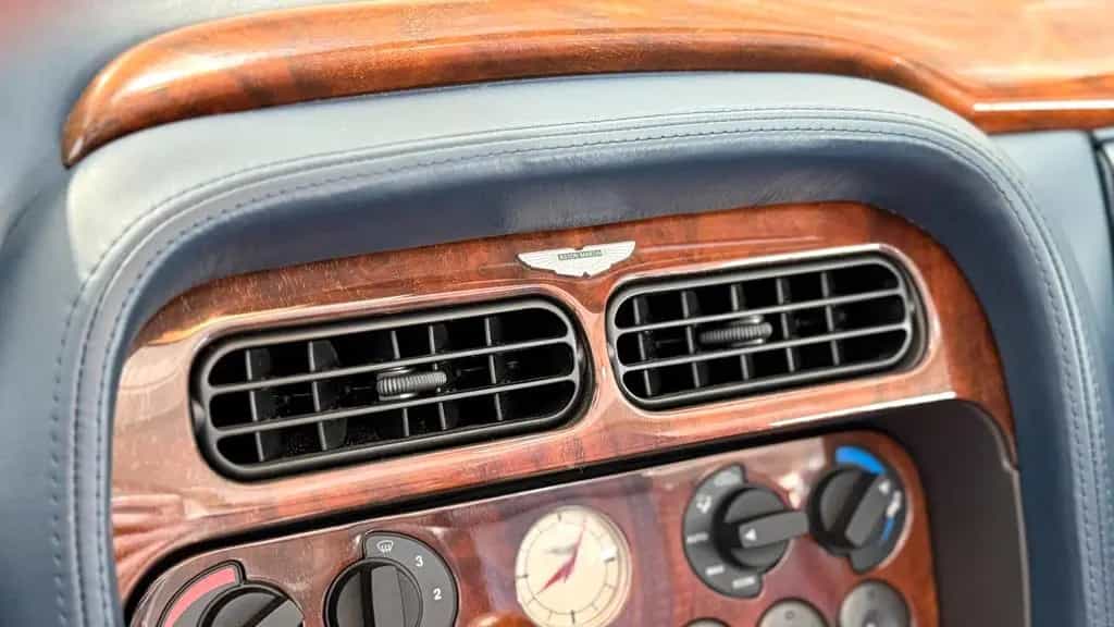Aston Martin DB7 02/2005-photo-14