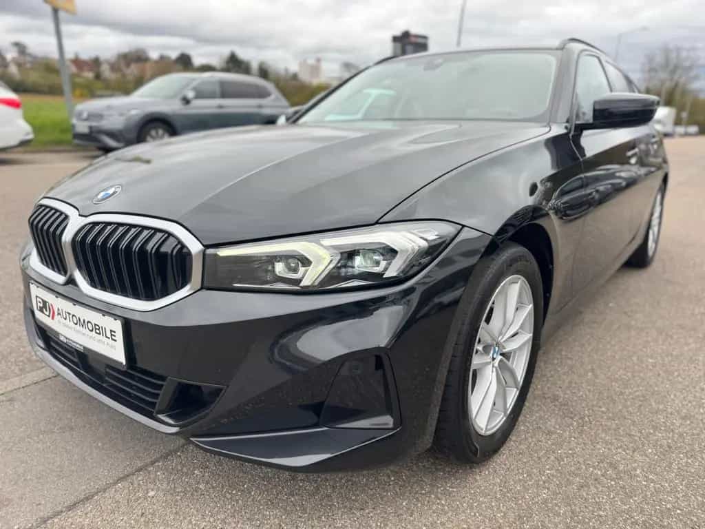 BMW 320 d Touring Navi LED Live Cockpit ACC AHK 1.H 07/2023-photo-1