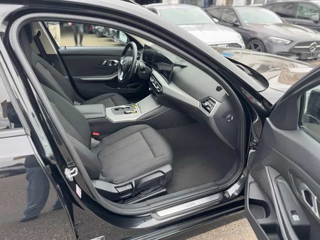 BMW 320 d Touring Navi LED Live Cockpit ACC AHK 1.H 07/2023-photo-11