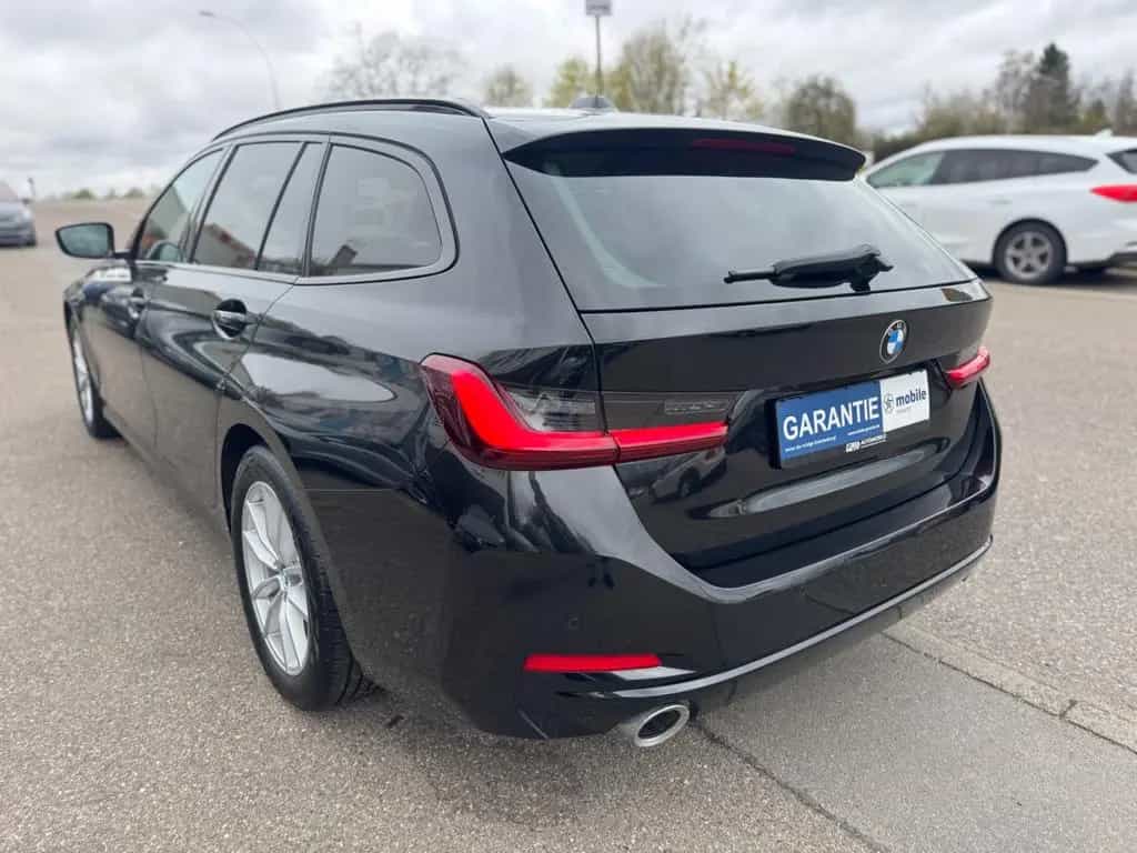 BMW 320 d Touring Navi LED Live Cockpit ACC AHK 1.H 07/2023-photo-3