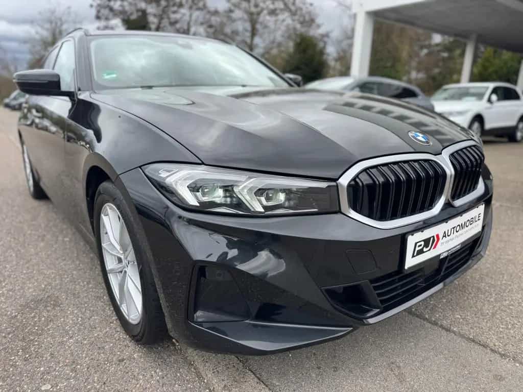 BMW 320 d Touring Navi LED Live Cockpit ACC AHK 1.H 07/2023-photo-7