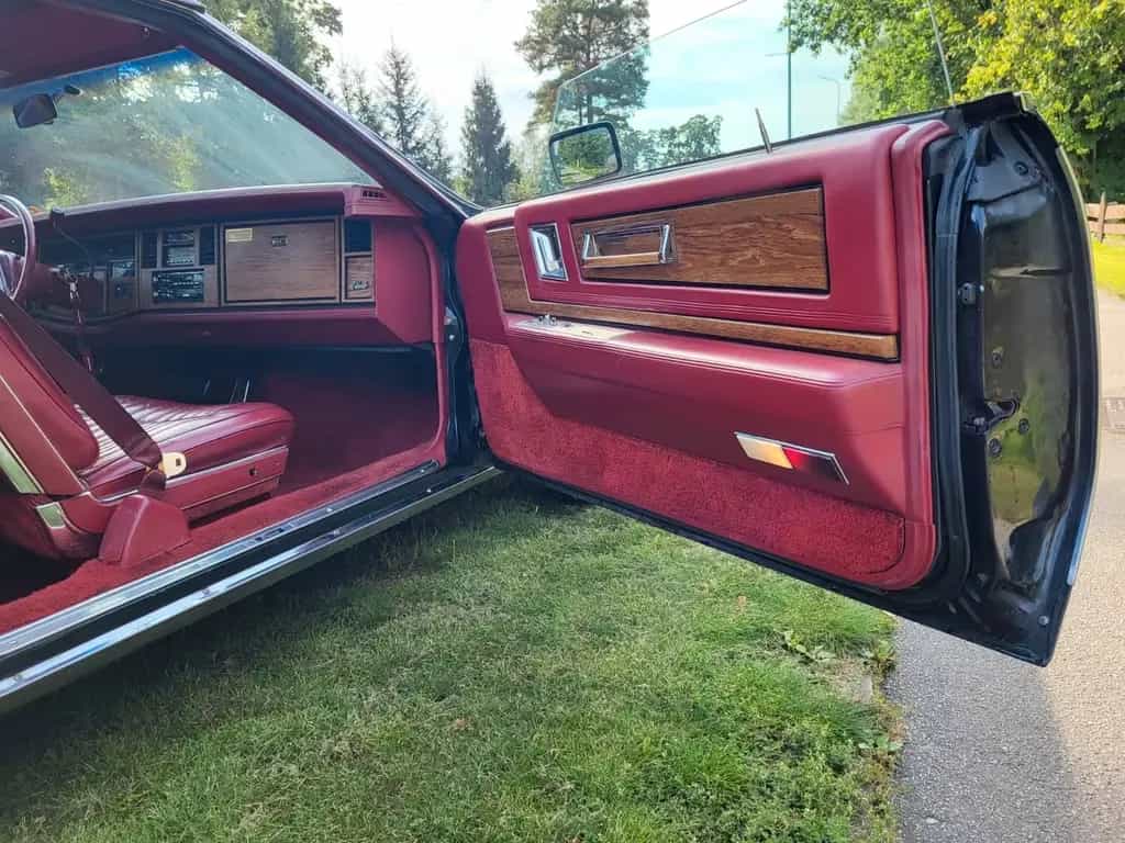 Cadillac Eldorado 04/1983-photo-1
