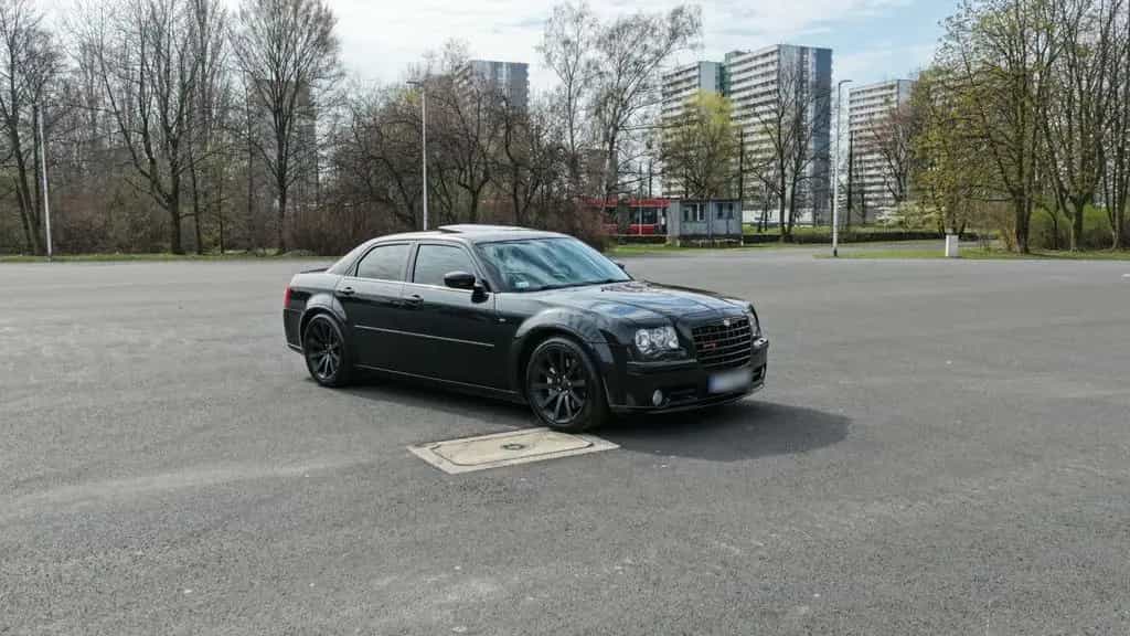 Chrysler 300C SRT SRT8 6.1 HEMI V8 08/2006-photo-1