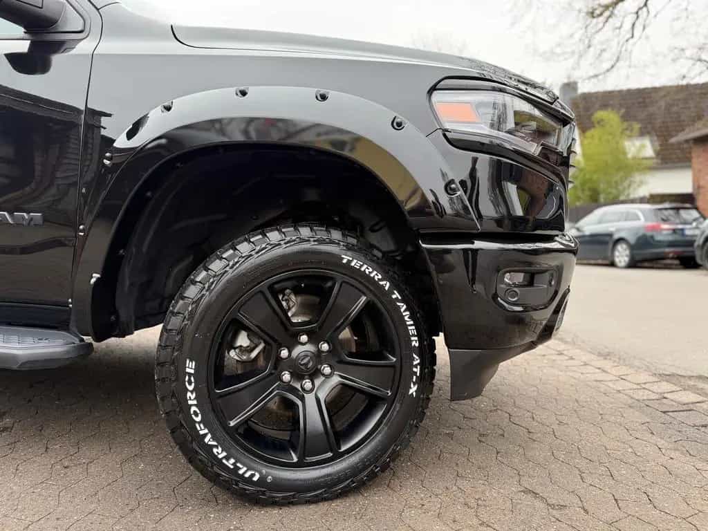 Dodge RAM OFFROAD*LIMITED*RAMBOX*AHK*NAVI*PDC*GARANTIE*LIF 12/2022-photo-16