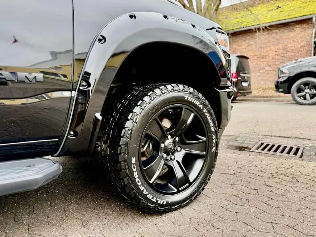 Dodge RAM OFFROAD*LIMITED*RAMBOX*AHK*NAVI*PDC*GARANTIE*LIF 12/2022-photo-18