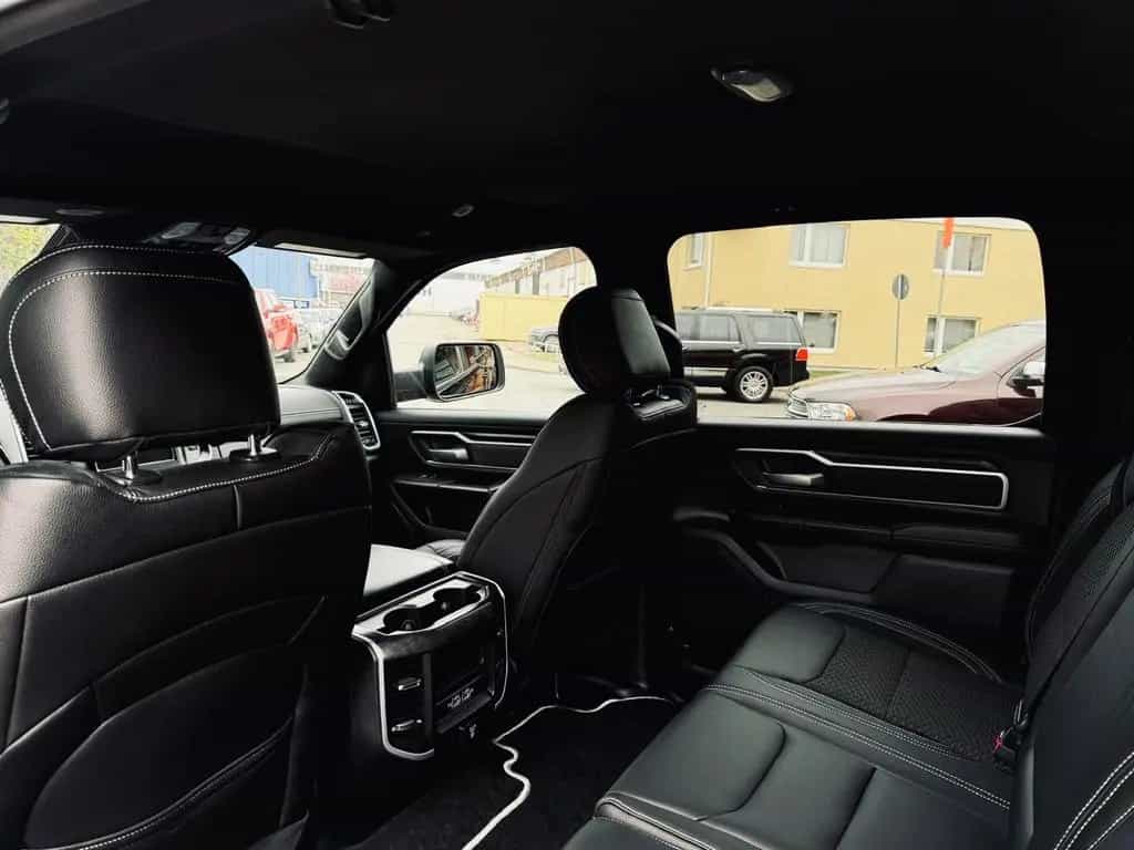 Dodge RAM OFFROAD*LIMITED*RAMBOX*AHK*NAVI*PDC*GARANTIE*LIF 12/2022-photo-36
