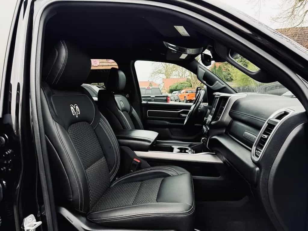 Dodge RAM OFFROAD*LIMITED*RAMBOX*AHK*NAVI*PDC*GARANTIE*LIF 12/2022-photo-42