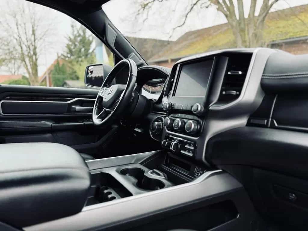 Dodge RAM OFFROAD*LIMITED*RAMBOX*AHK*NAVI*PDC*GARANTIE*LIF 12/2022-photo-47
