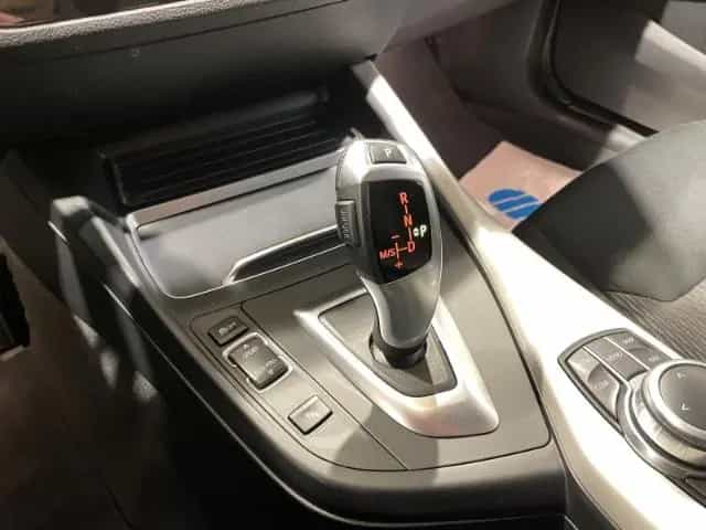 BMW 1 Series 118 i Advantage EU6d-T Klima Navi LED PDCv+h 11/2018-photo-15