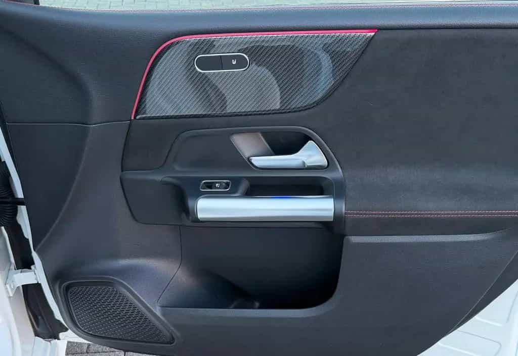 Mercedes-Benz B-Class 180 AMG Line Automatik NaviLED KAMERA GARANTIE 02/2019-photo-24