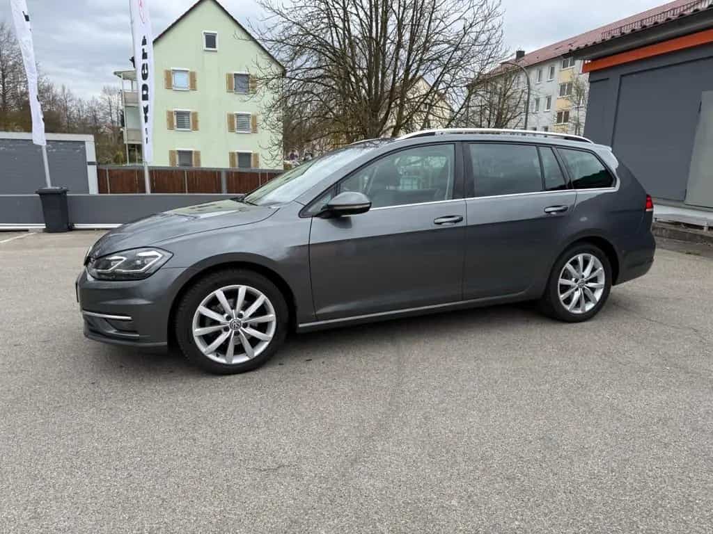Volkswagen Golf 1.5 TSI ACT OPF DSG Highline Variant Hi... 10/2018-photo-1