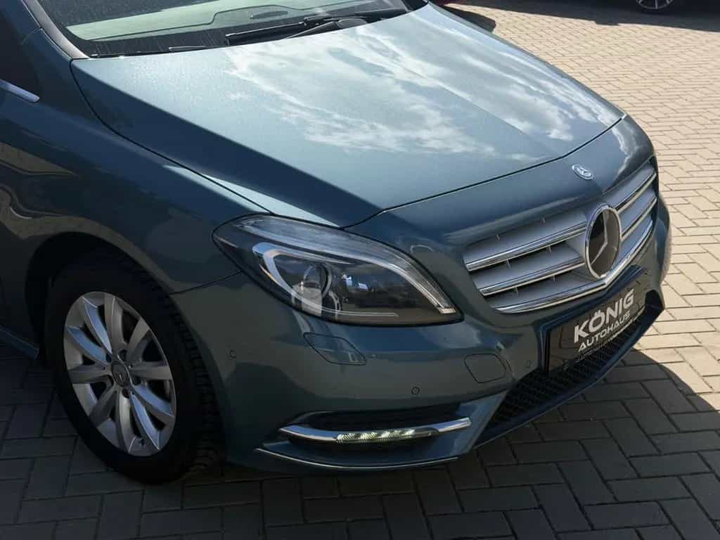 Mercedes-Benz B-Class 180 Aut. Bi-Xenon*AHK*Navi*SitzHz*PDC* 08/2014-photo-8
