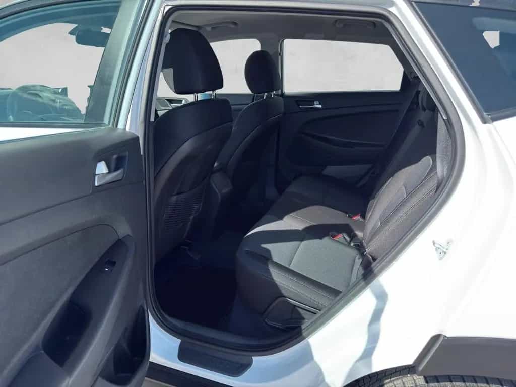 Hyundai TUCSON 1.6 Select 2WD|Kamera|Navigation|CarPlay 04/2019-photo-12