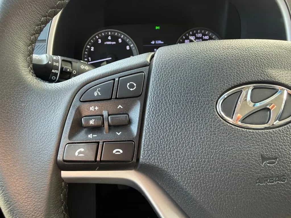 Hyundai TUCSON 1.6 Select 2WD|Kamera|Navigation|CarPlay 04/2019-photo-16