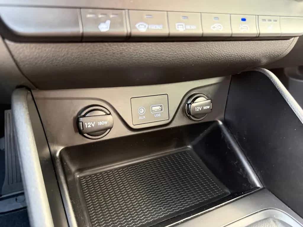 Hyundai TUCSON 1.6 Select 2WD|Kamera|Navigation|CarPlay 04/2019-photo-21